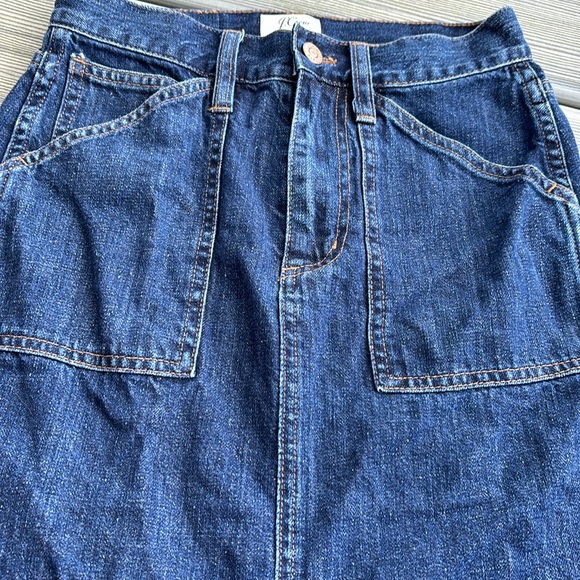 JCrew denim skirt, pencil, slit in front, midi, dark wash, size 24 - Picture 5 of 9